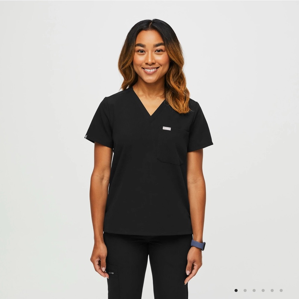 Figs Catarina scrub top